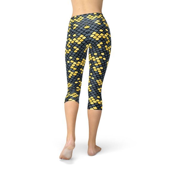 Mermaid Capri Leggings for Women with Dark Gray and Yellow Fish Scales - Anna's Shop