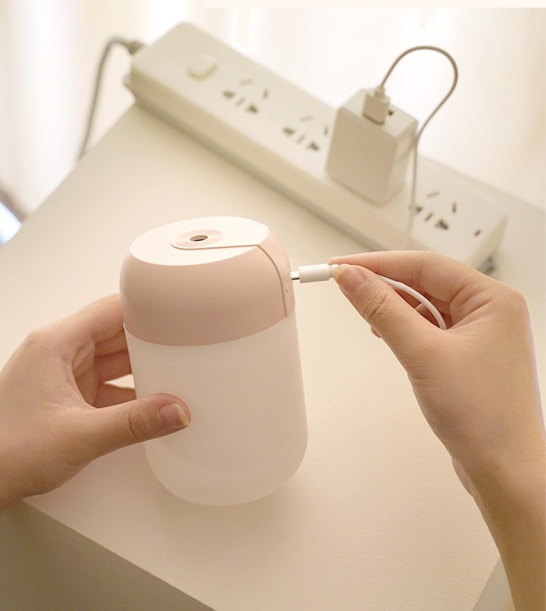 Mini Portable Ultrasonic Air Humidifer Aroma Essential Oil Diffuser - Anna's Shop