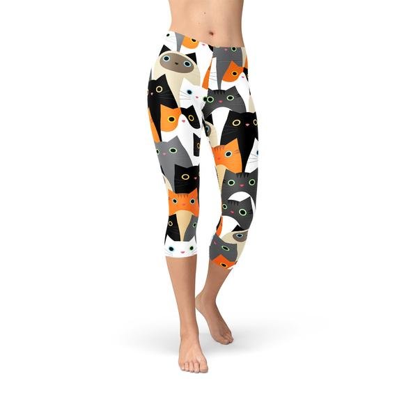 Womens All Over Print Cats Capri Leggings - Anna's Shop