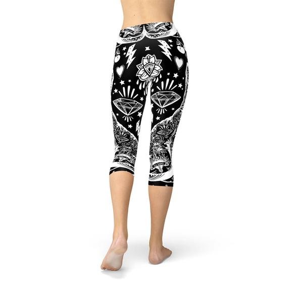 Womens Black Magic Cat Capri Leggings - Anna's Shop