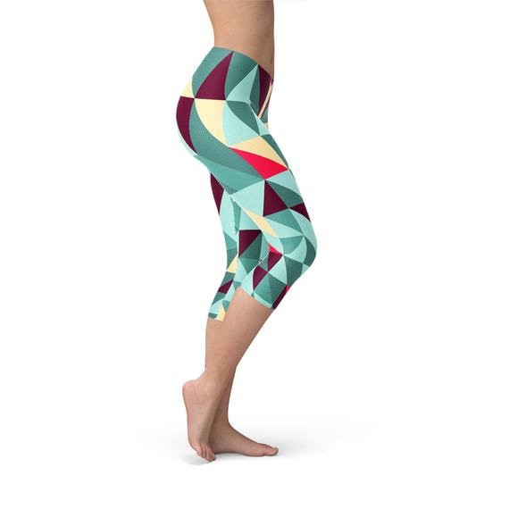 Womens Capri Leggings w/ Geometric Triangles - Anna's Shop