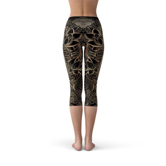 Womens Koi Fish Black Capri Leggings - Anna's Shop