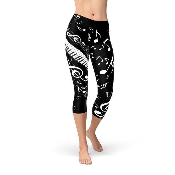 Womens Piano Notes Black Capri Leggings - Anna's Shop